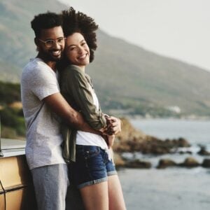 8 ways to show you love someone without saying a word 1 Latest Articles